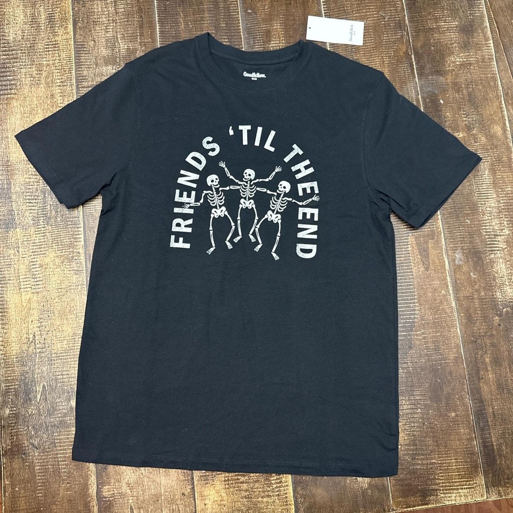 Goodfellow & Co Graphic T-Shirt
Friends Til The End